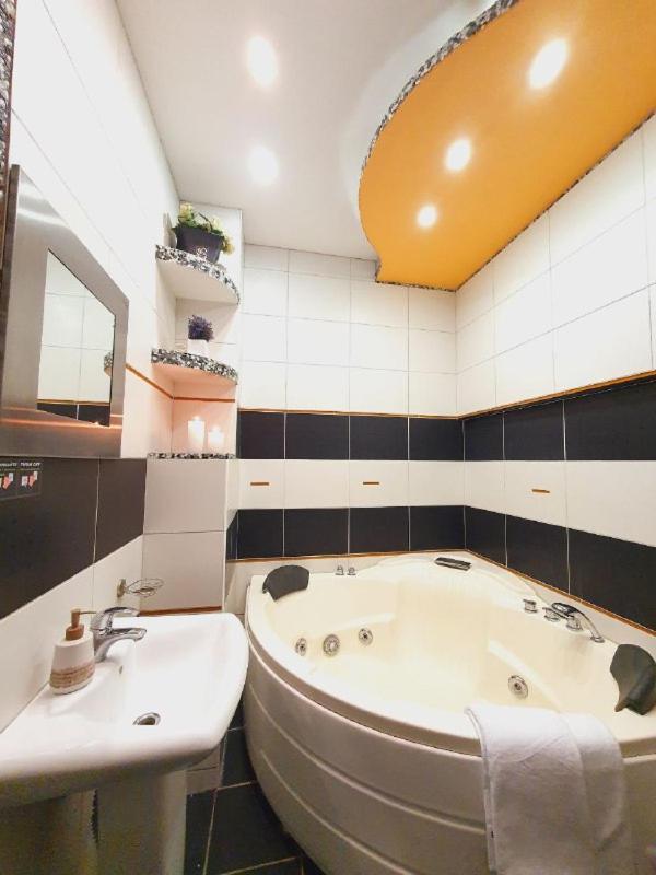 Inn Home Apartments-Olimpiysky Stadium Area Κίεβο Εξωτερικό φωτογραφία